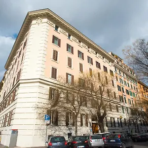 Quo Vadis 2 Bed & Breakfast Rome